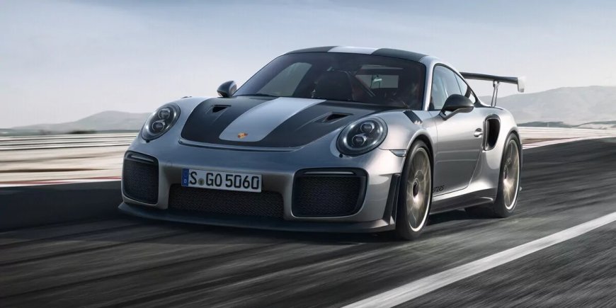 Porsche 911 GT2 RS 991