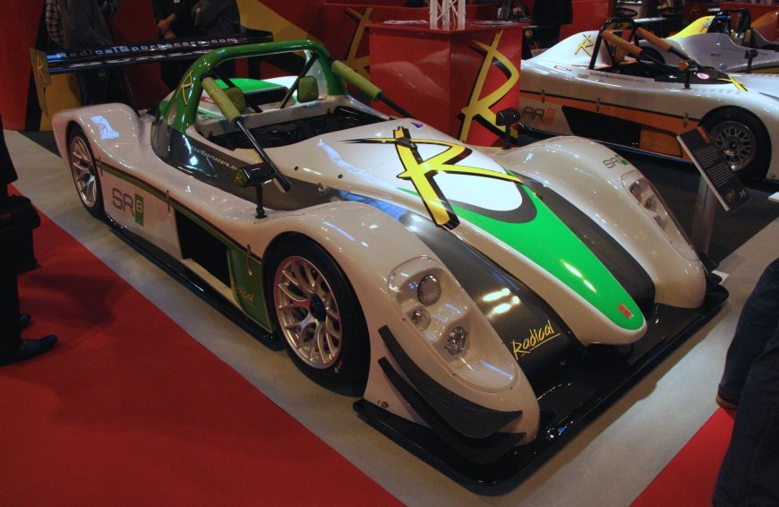 Radical SR8